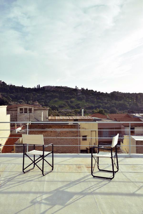 Apartment With Rooftop Terrace & Acropolis View เอเธนส์ ภายนอก รูปภาพ