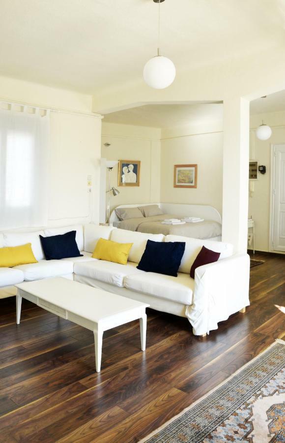 Apartment With Rooftop Terrace & Acropolis View เอเธนส์ ภายนอก รูปภาพ