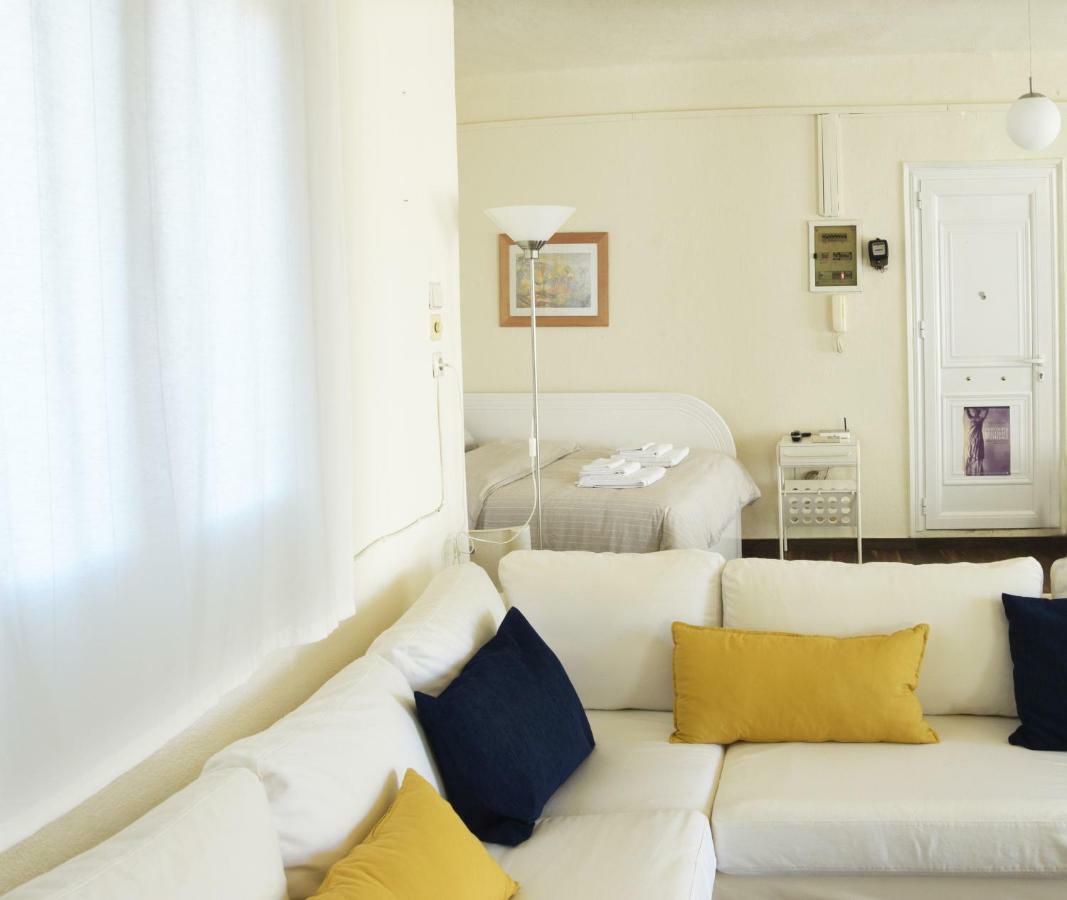 Apartment With Rooftop Terrace & Acropolis View เอเธนส์ ภายนอก รูปภาพ